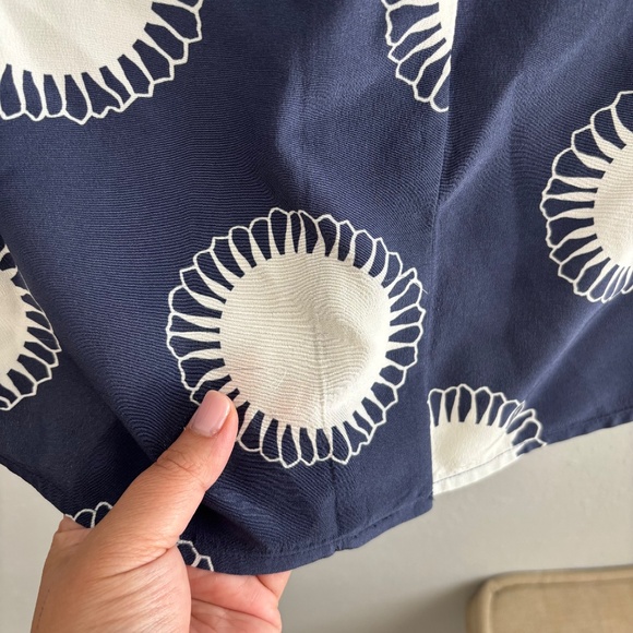 Brochu Walker Navy/White Silk Blouse - Picture 5 of 7